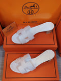 Hermès Oasis White Grained Leather Block Heel Sandals