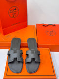 Hermès Oran Sandals in Graphite Epsom Leather – Timeless Luxury