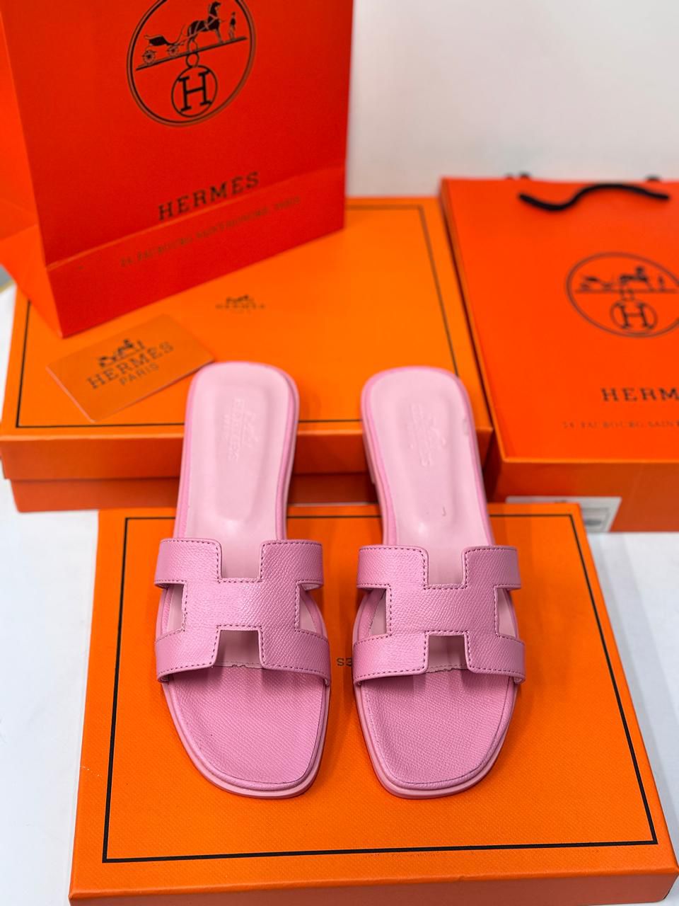 Hermès Oran Sandals – Stunning Rose Epsom Leather