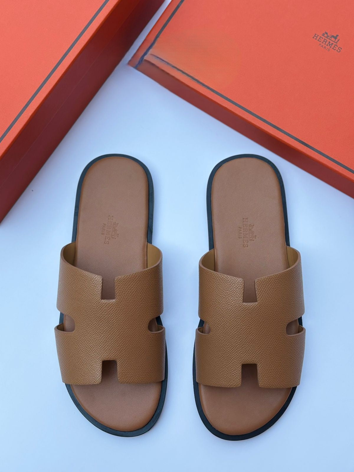Hermès Chypre Sandal in Chocolate Brown Textured Leather