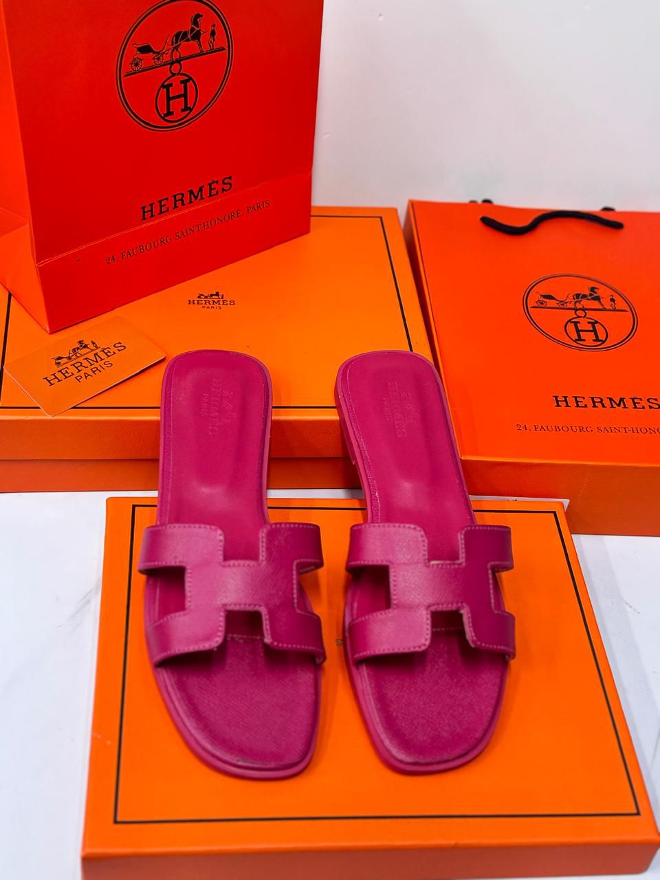 Hermès Oran Sandals – Vibrant Ruby Red Epsom