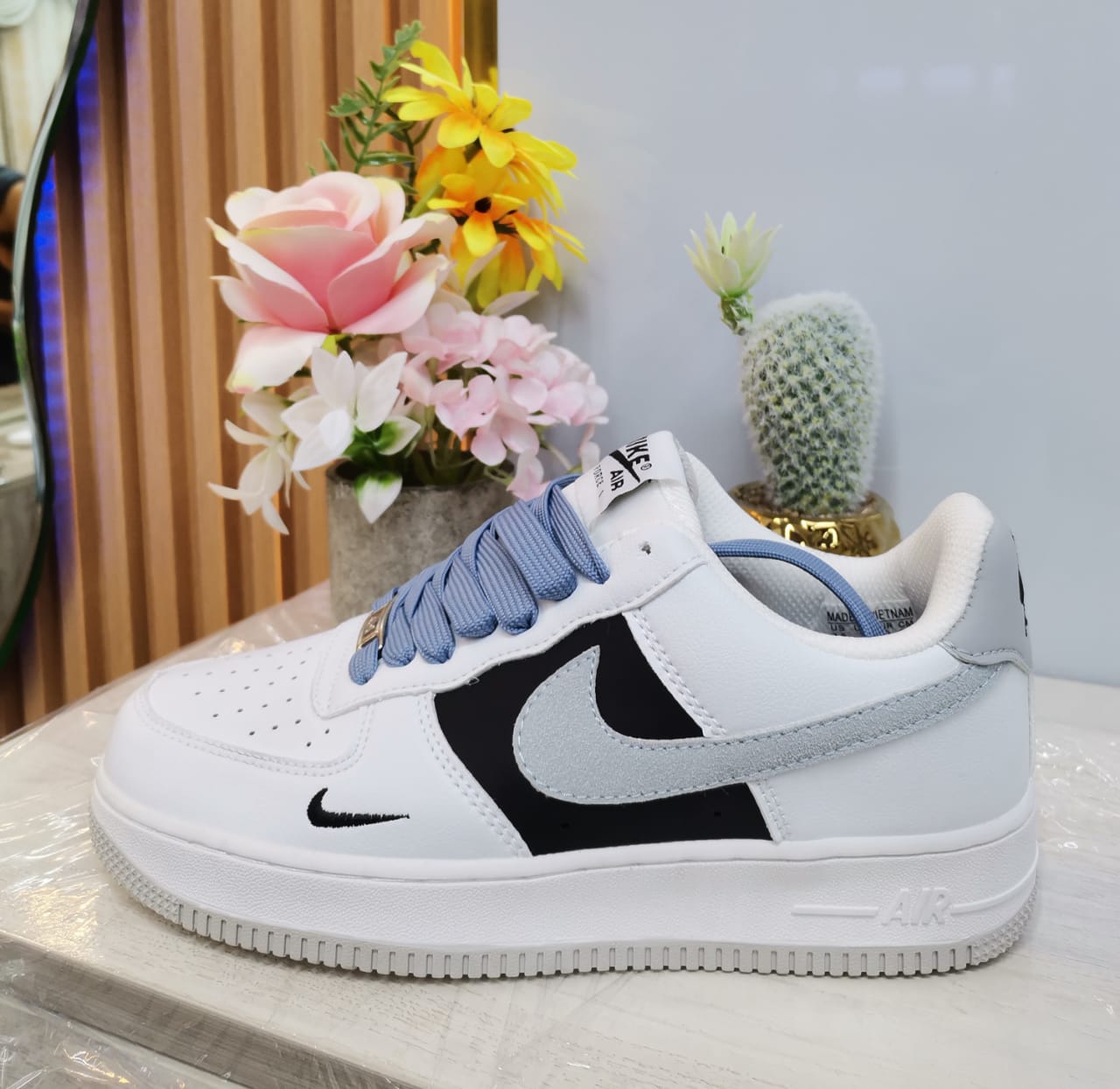 Nike Air Force 1 Low - "Split" Swoosh Edition - White/Black/Grey