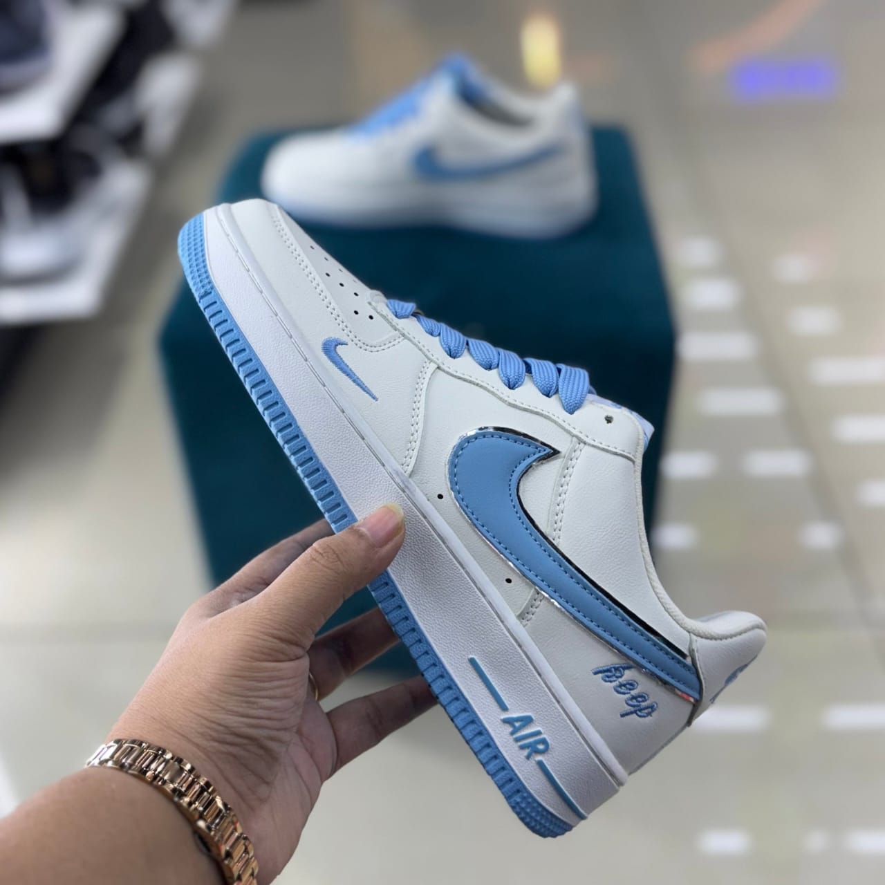 Fresh Blue Accents | Nike Air Force 1 Low